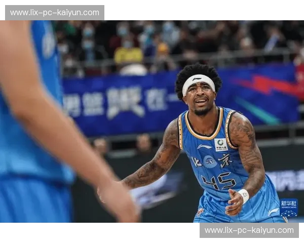 宿命之约：当广东宏远遇上北京首钢，这不仅是一场篮球赛，更是时代的火花